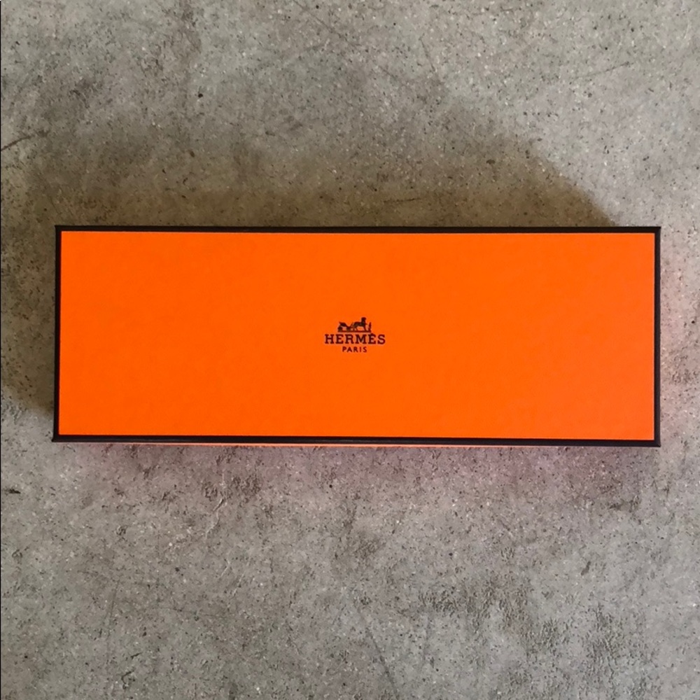 Hermès Box 🧡BRAND NEW. PERFECT CONDITION🧡